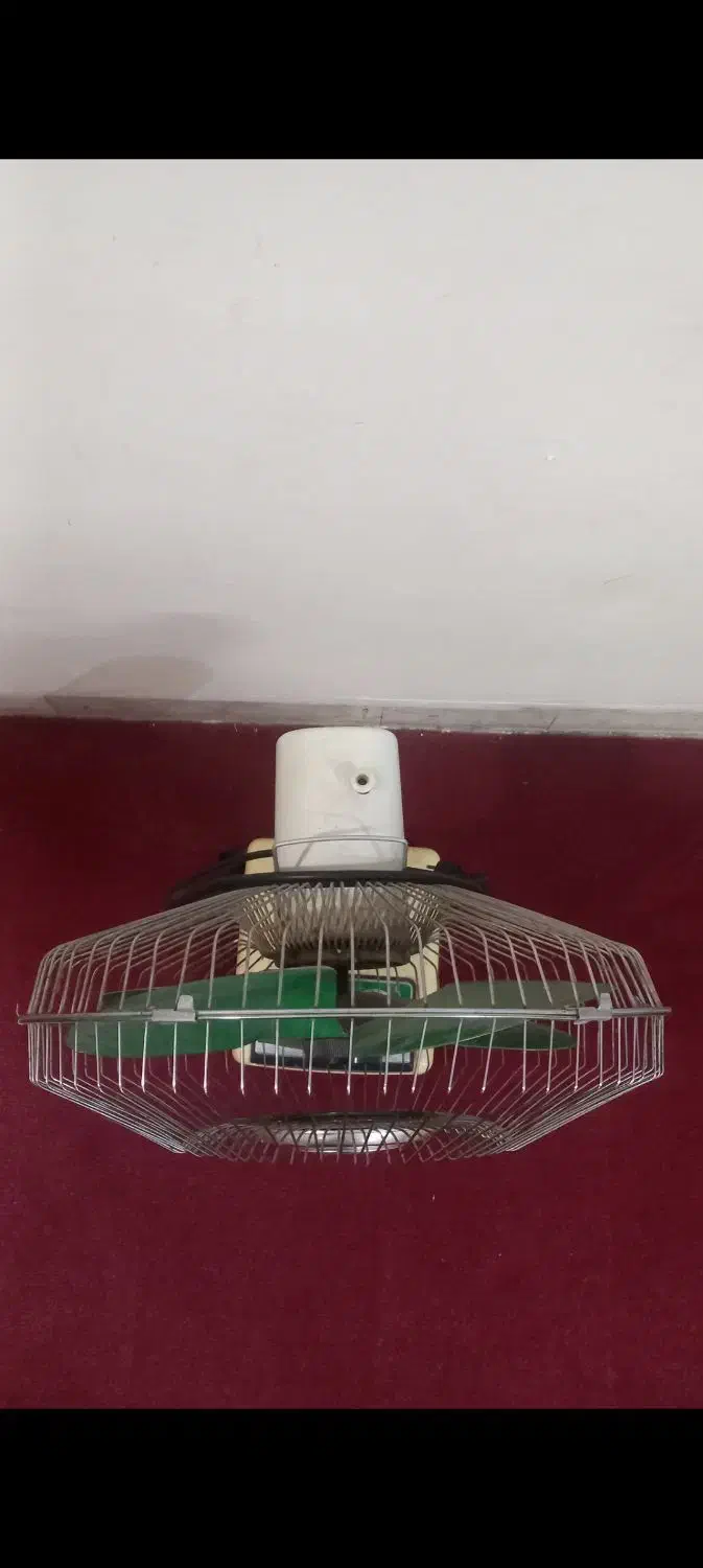 پنکه قدیمی سالم|پنکه و تصفیه‌کنندهٔ هوا|یزد, |دیوار