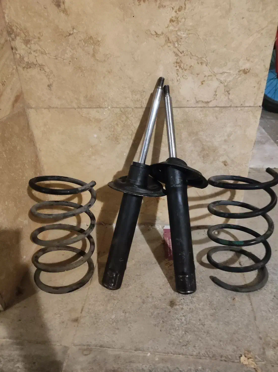 کمک فنر پایه کوتاه با فنر|قطعات یدکی و لوازم جانبی|بومهن, |دیوار