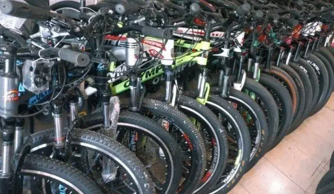 دوچرخه viva*پرسرعت با ضمانت/*صندلی دار*|دوچرخه، اسکیت، اسکوتر|یزد, |دیوار