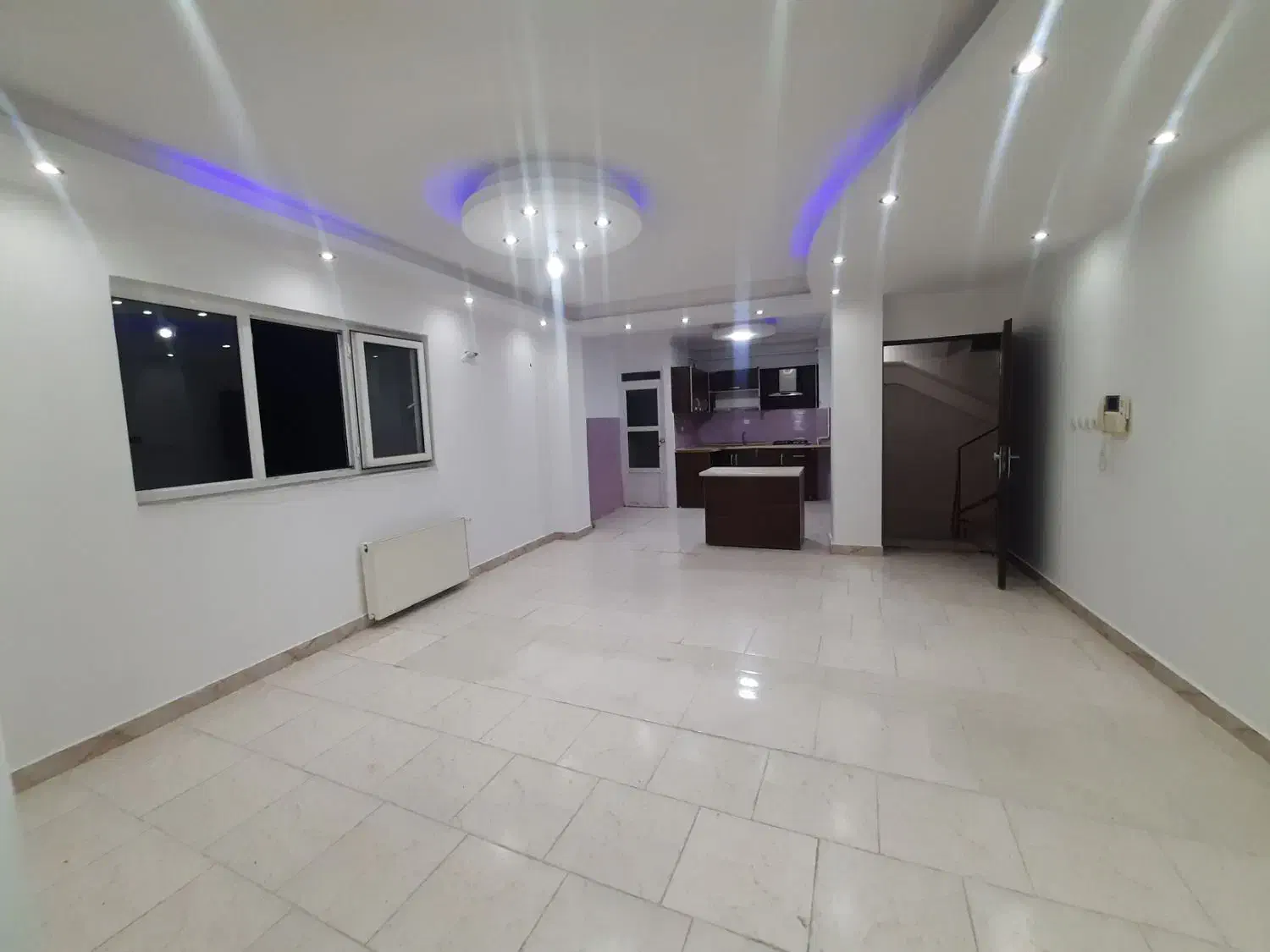 واحد ۸۲متری/تک واحدی/پارک اختصاصی/حسینی پناه|فروش آپارتمان|صومعه‌سرا, |دیوار