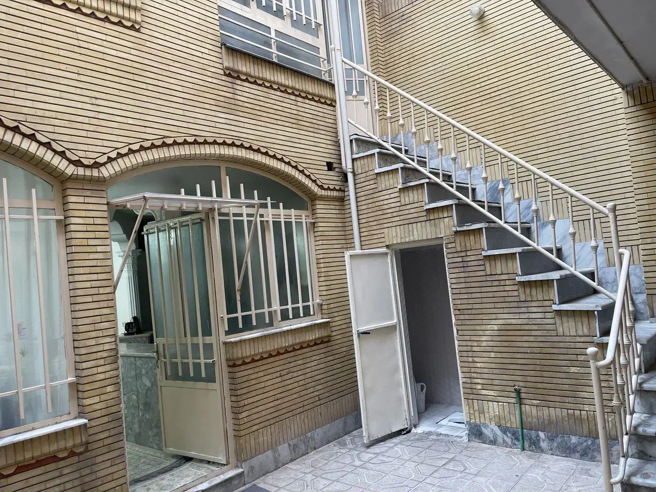 اجاره خانه دربست|اجارهٔ کوتاه‌مدت آپارتمان و سوئیت|مشهد, ایثار|دیوار