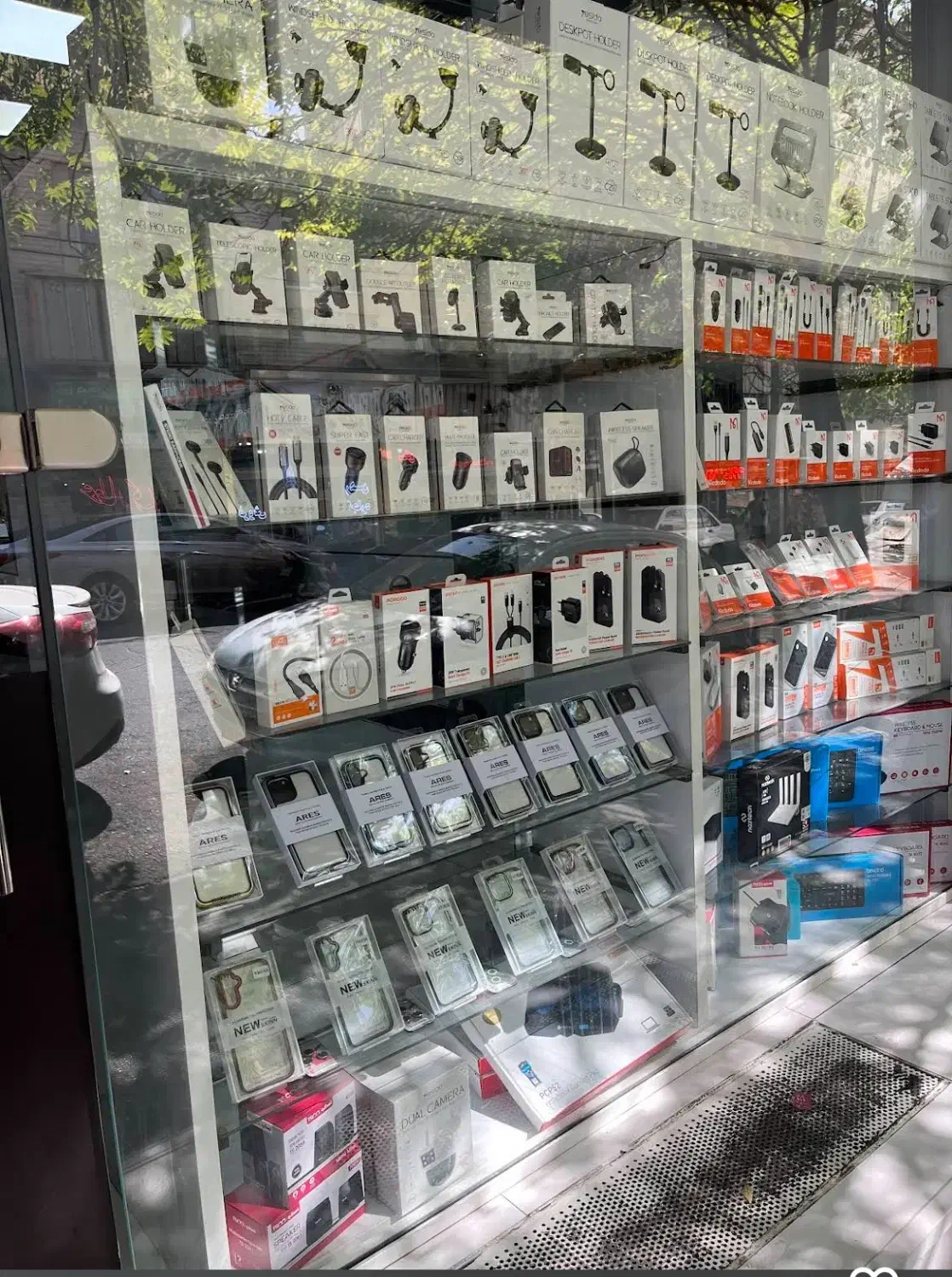 مغازه موبایل فروشی صادقیه|اجارهٔ مغازه و غرفه|تهران, صادقیه|دیوار