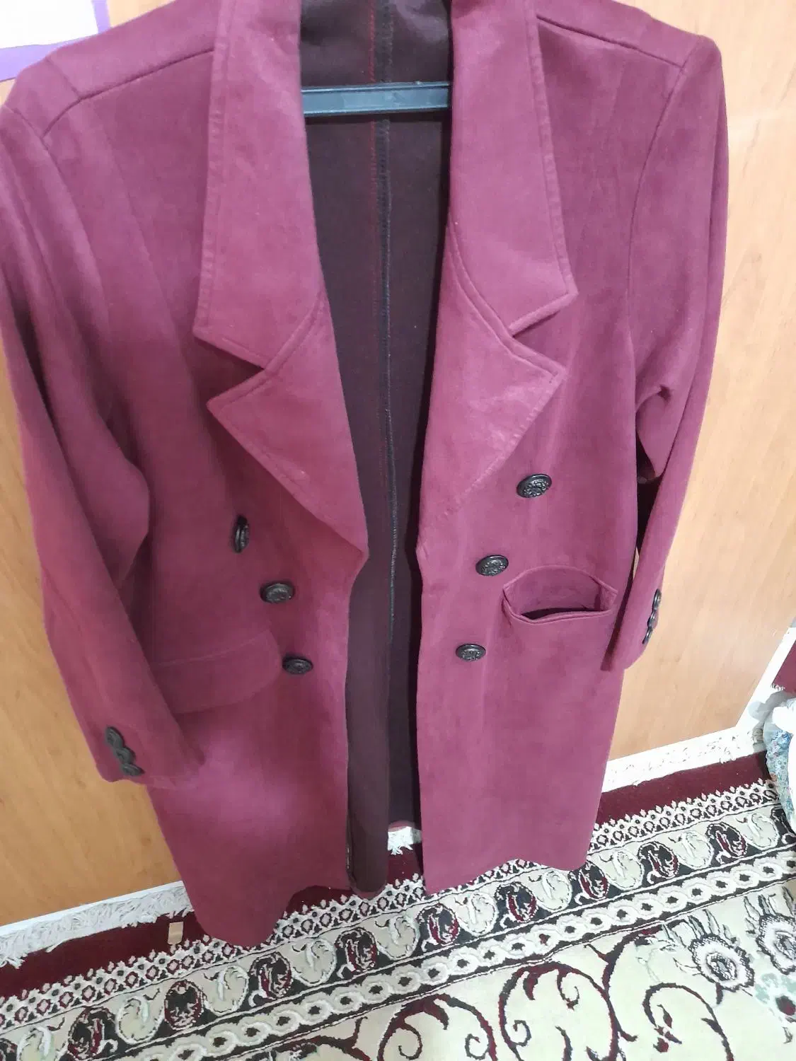 لباس|لباس|شیراز, ده پیاله|دیوار