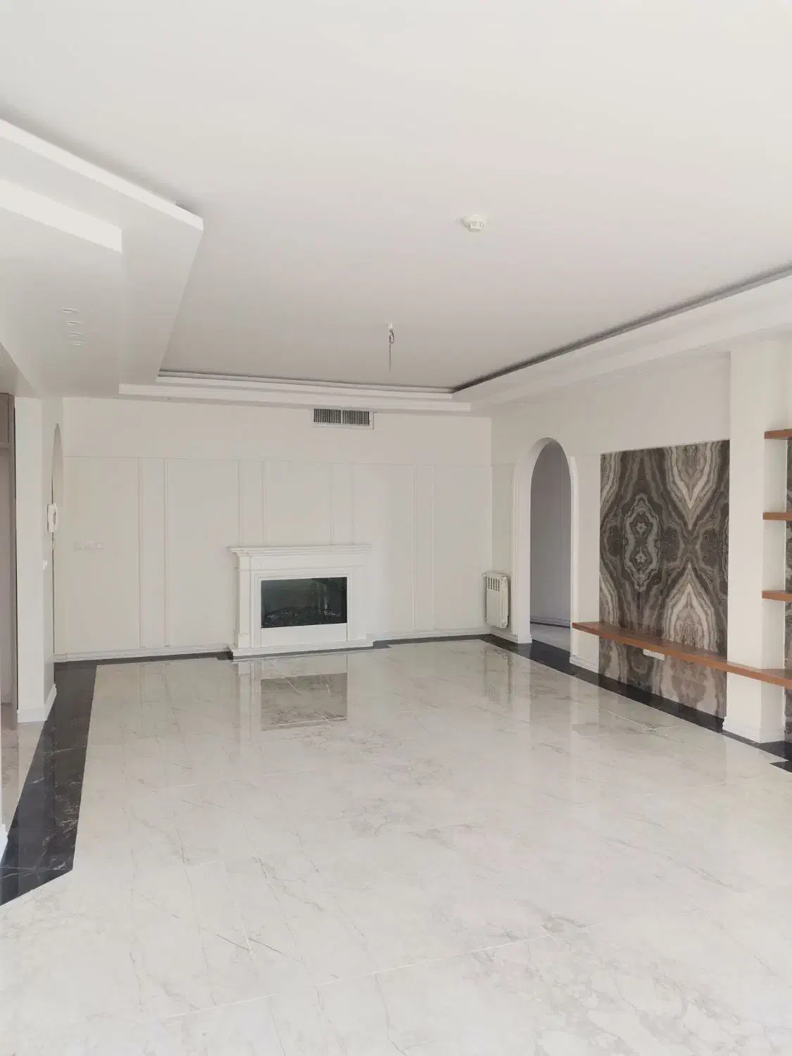 کامرانیه شمالی 135 متر