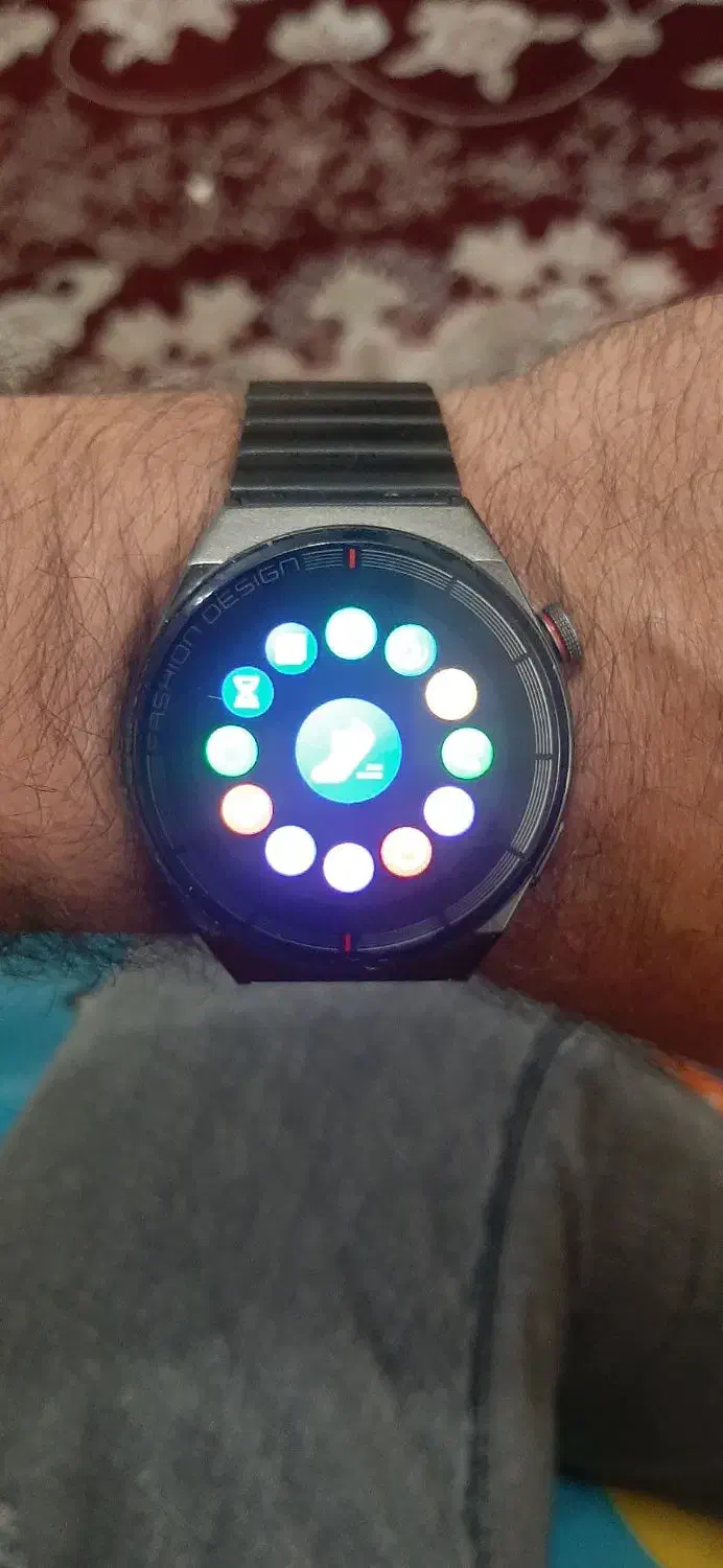 فروش فوری ساعت هوشمند|لوازم جانبی موبایل و تبلت|تهران, هاشمی|دیوار