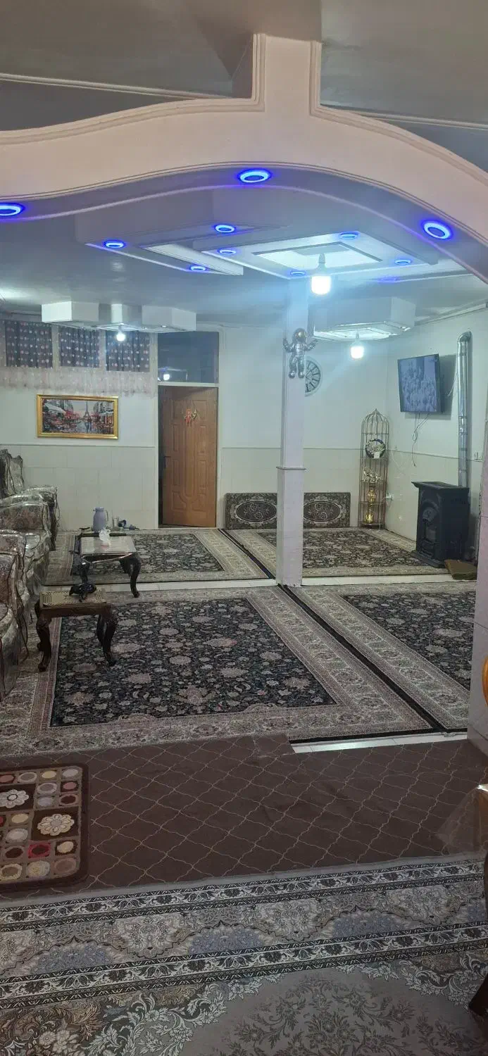 ملک ویلایی 3 طبقه شمالی معاوضه دارم.|فروش خانه و ویلا|قم, علی آباد سعدگان|دیوار