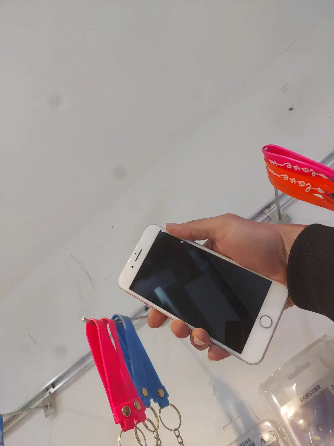 آیفون 7plus 128 گلد تمیزدرحدنو به همراه هدیه|موبایل|قم, عمار یاسر|دیوار