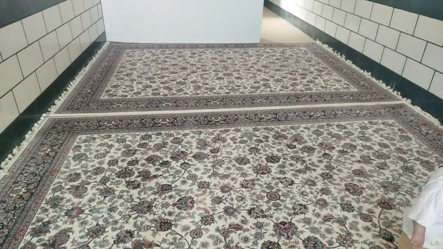 قالی 9متری و 6متری|فرش|ایذه, |دیوار