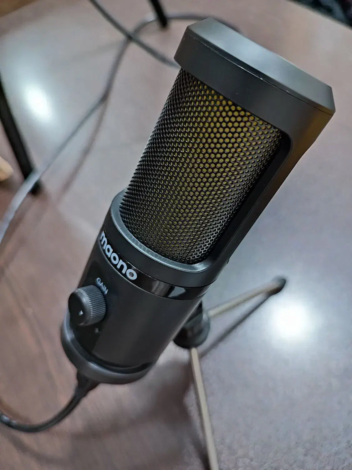 میکروفون استودیویی فوق العاده با نور RGB|صوتی و تصویری|ری, علایین|دیوار