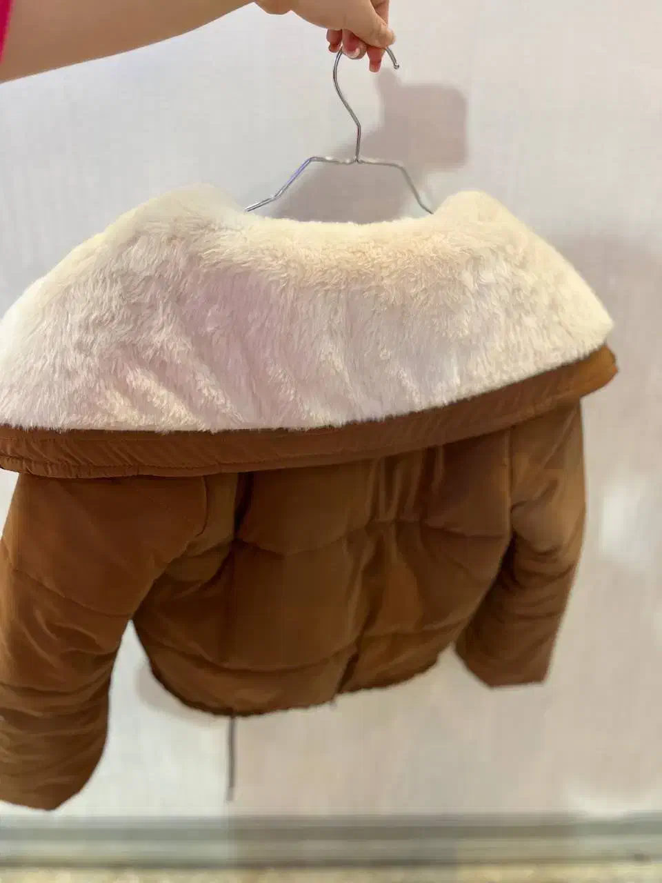 کاپشن|لباس|بندر انزلی, سپه|دیوار