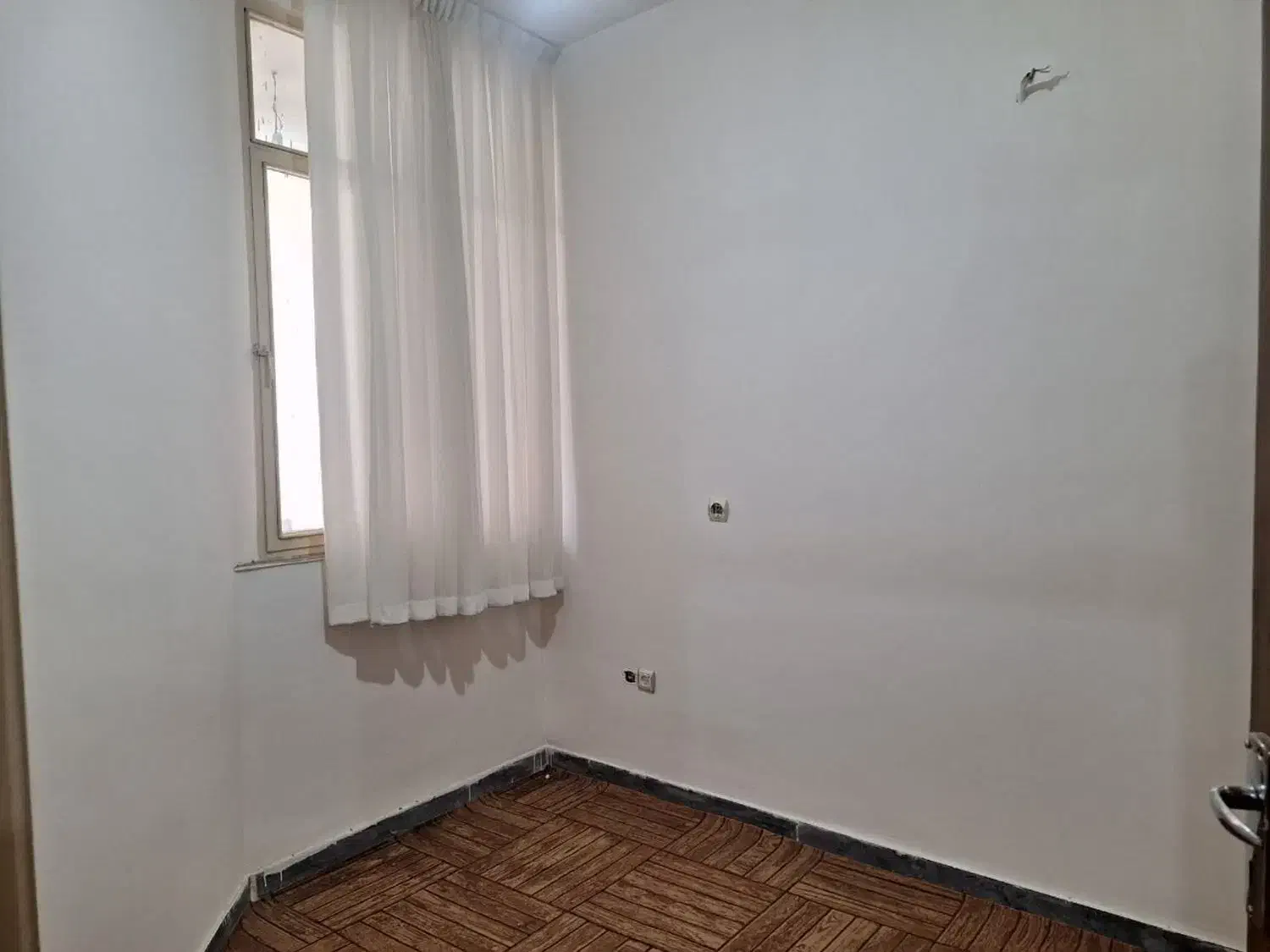 فروش آپارتمان ۵۵ متری دوخوابه لاچین ۳ اندیشه|فروش آپارتمان|تبریز, |دیوار