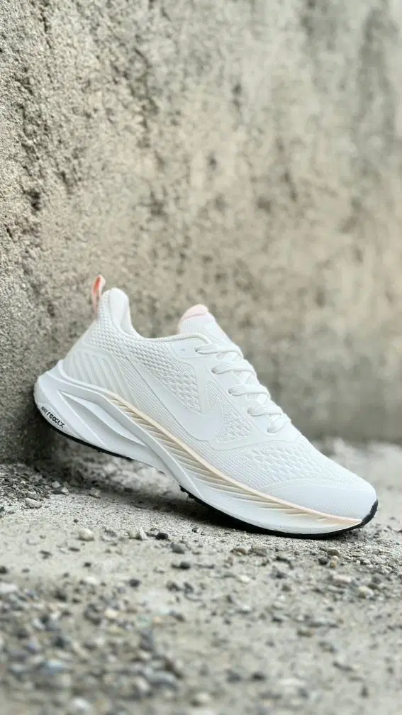 Nike Wake Vietnam|پادری|بانه, |دیوار