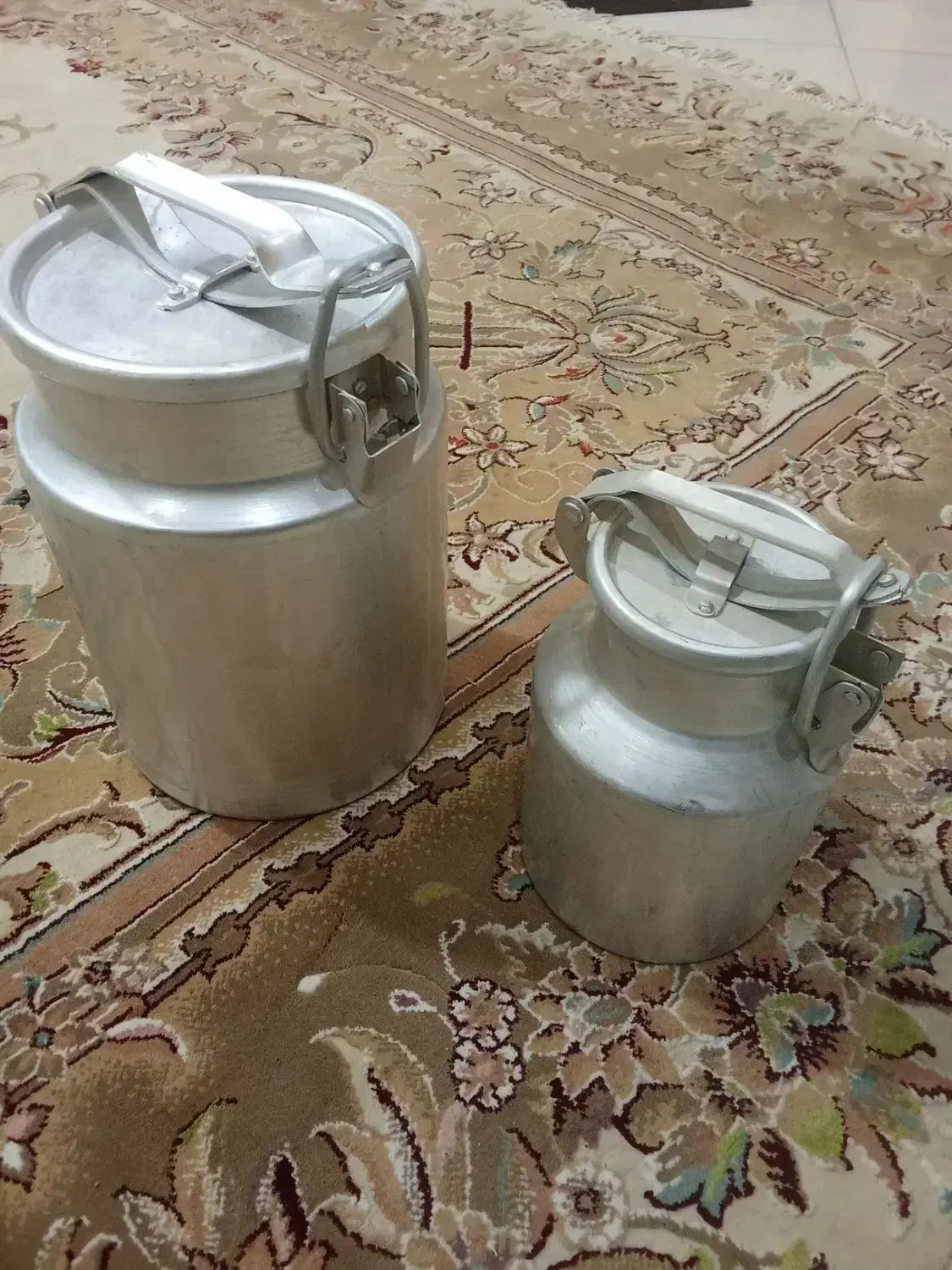 ظرف شیر|ظروف نگهدارنده، پلاستیکی، یک‌بارمصرف|گلبهار, شهر جدید گلبهار|دیوار
