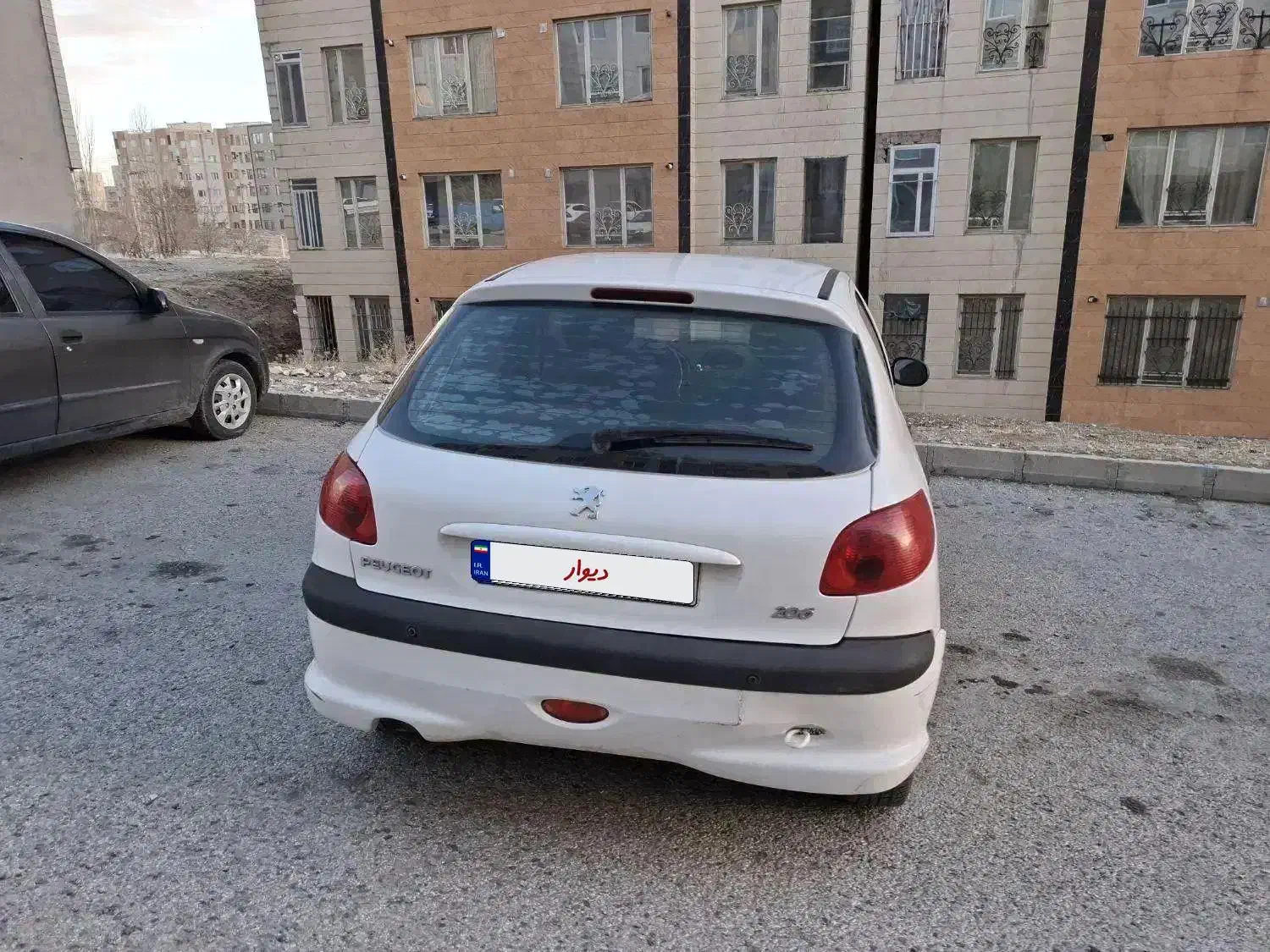 ۲۰۶ تیپ 2|خودرو سواری و وانت|بروجرد, |دیوار