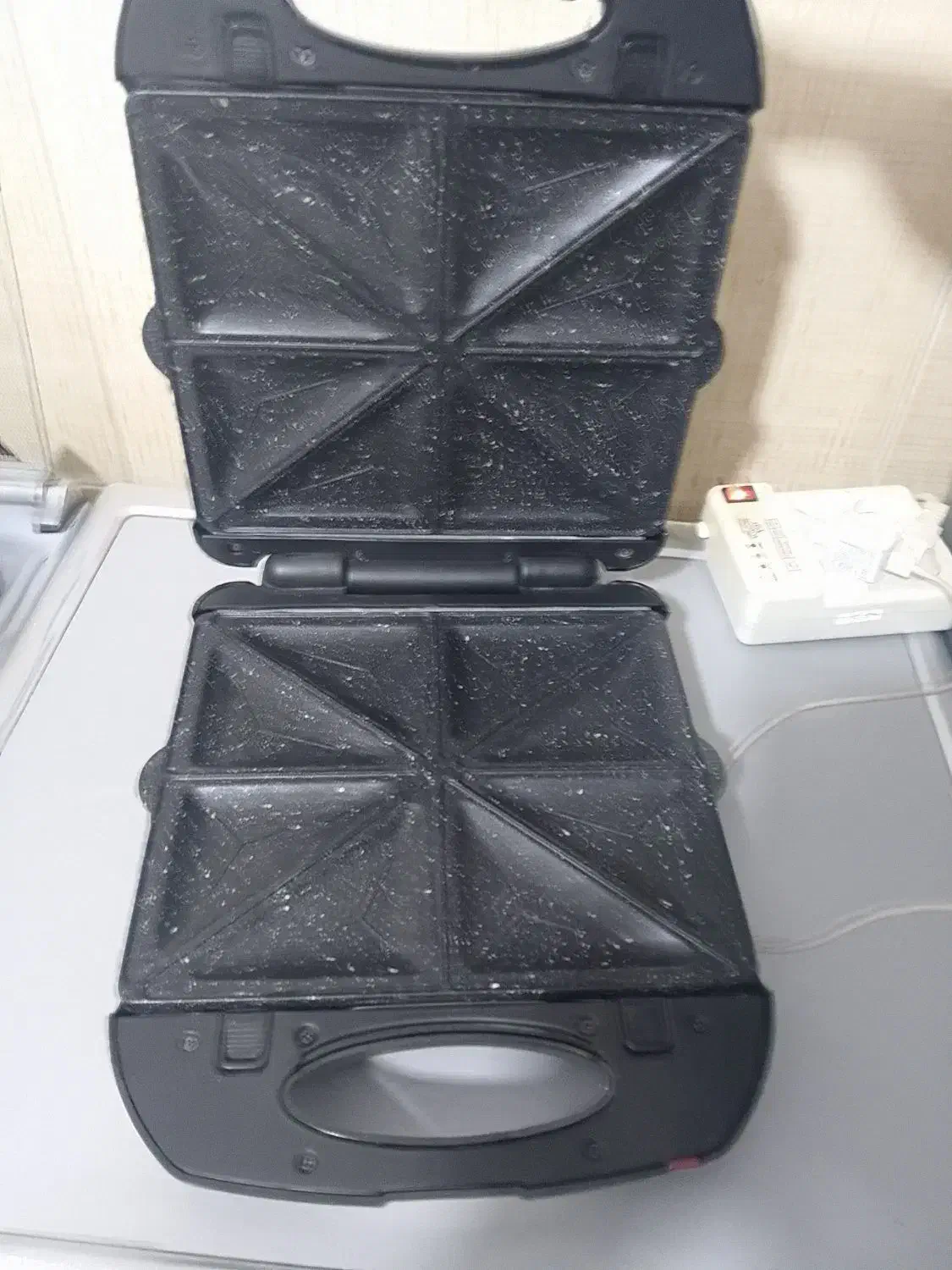 ساندویچ ساز کاملاً نو|اجاق گاز و لوازم برقی پختوپز|قرچک, شهرک الحدید|دیوار