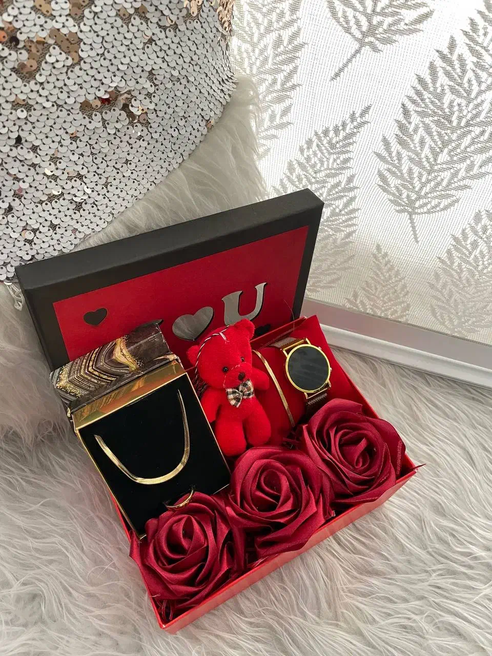 باکس هدیه لاکچری زنانه و دخترانه کادو تولد|ساعت|ساری, |دیوار