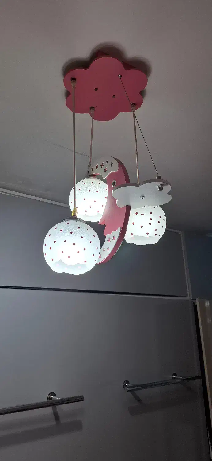 لوستر بسیار زیبا اتاق کودک|لوستر و چراغ آویز|تهران, دریا|دیوار