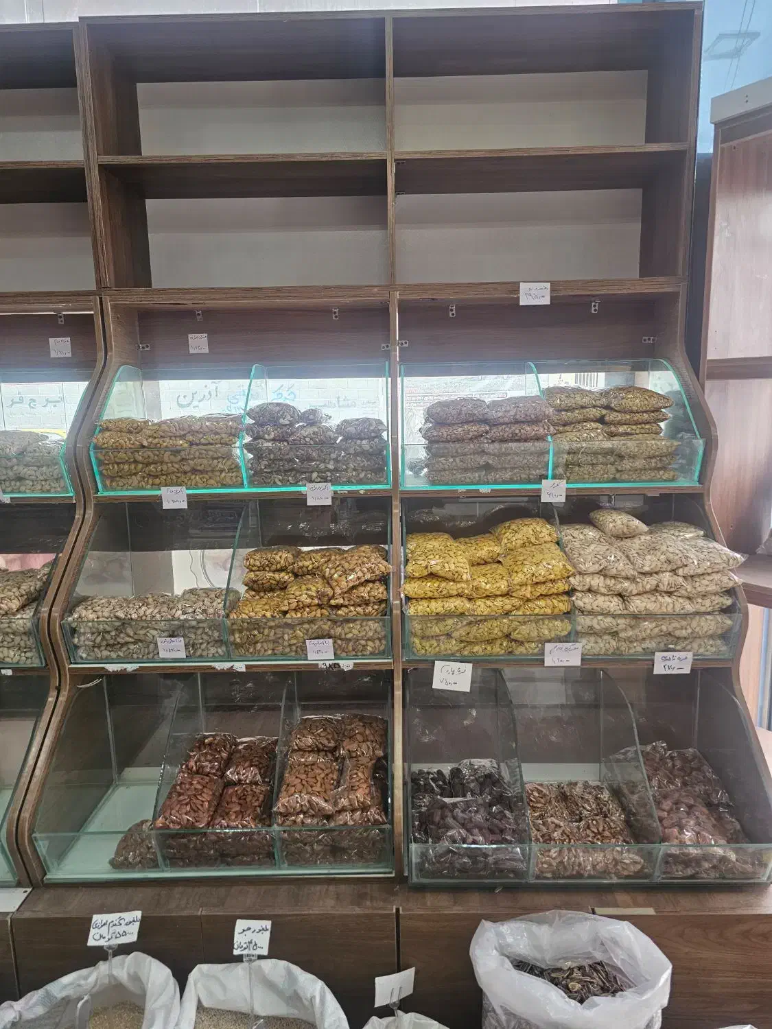 فروش استند اجیل|فروشگاه و مغازه|شاهینشهر, عطار|دیوار