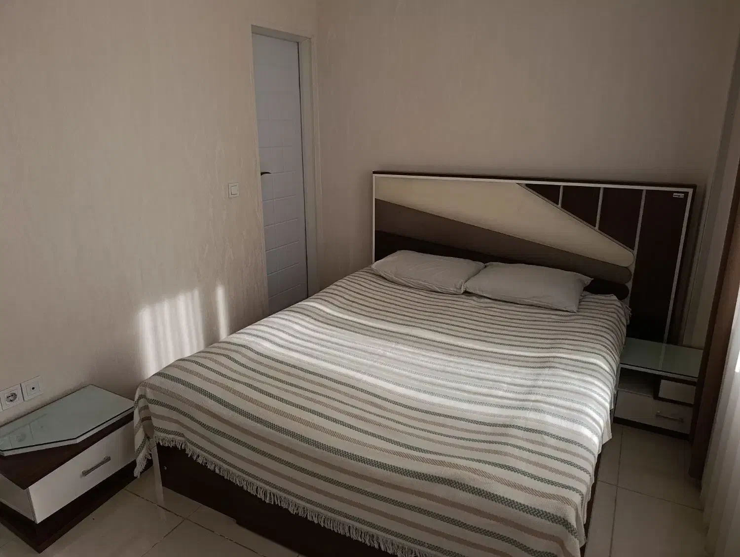 سرویس خواب دو نفره ساخت شرکت النا|تخت و سرویس خواب|مشکیندشت, |دیوار