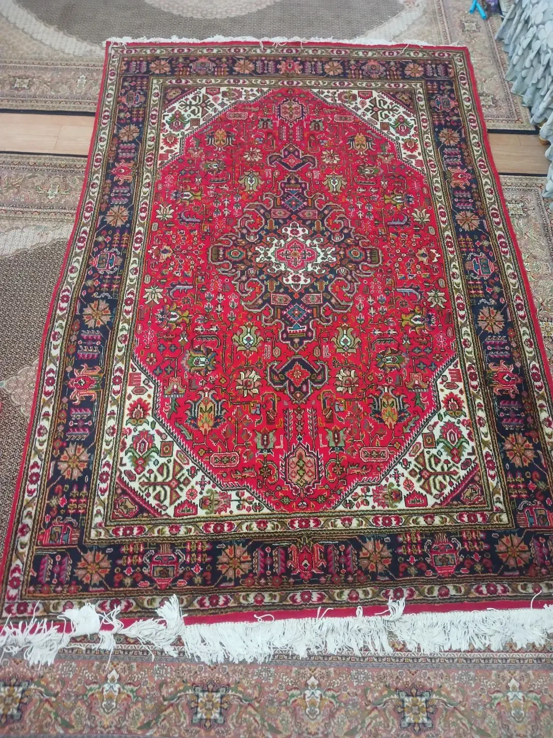 فرش دستباف|فرش|خوی, |دیوار