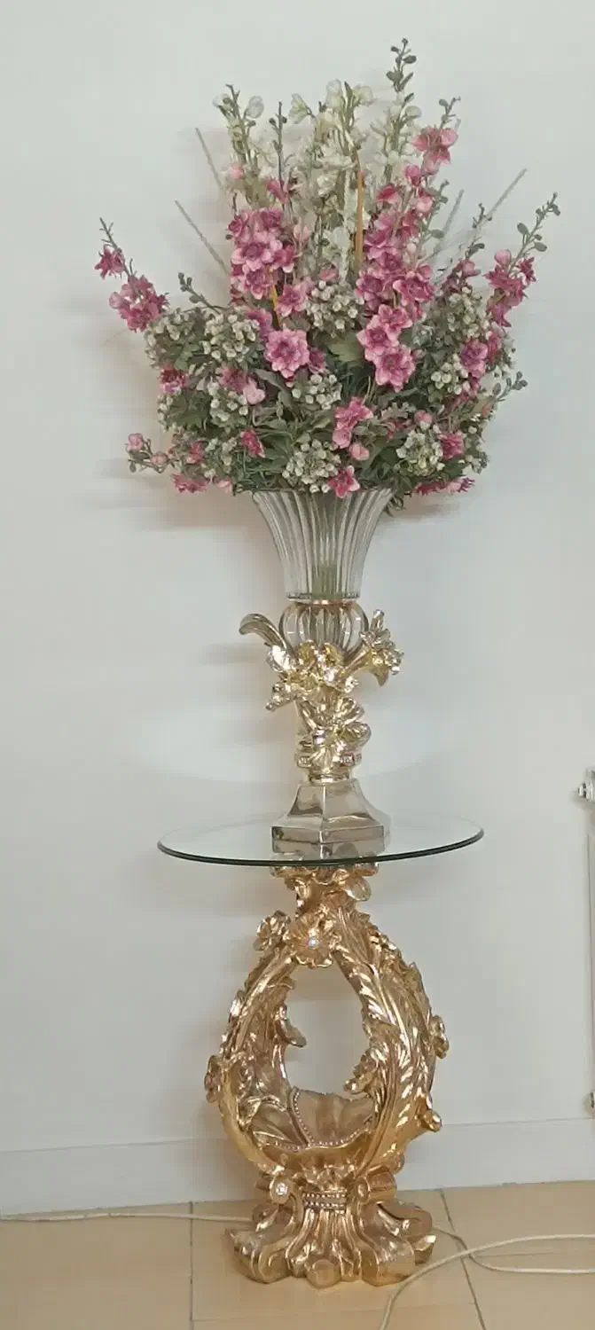 میز و گلدان|گل مصنوعی|تهران, کیانشهر|دیوار