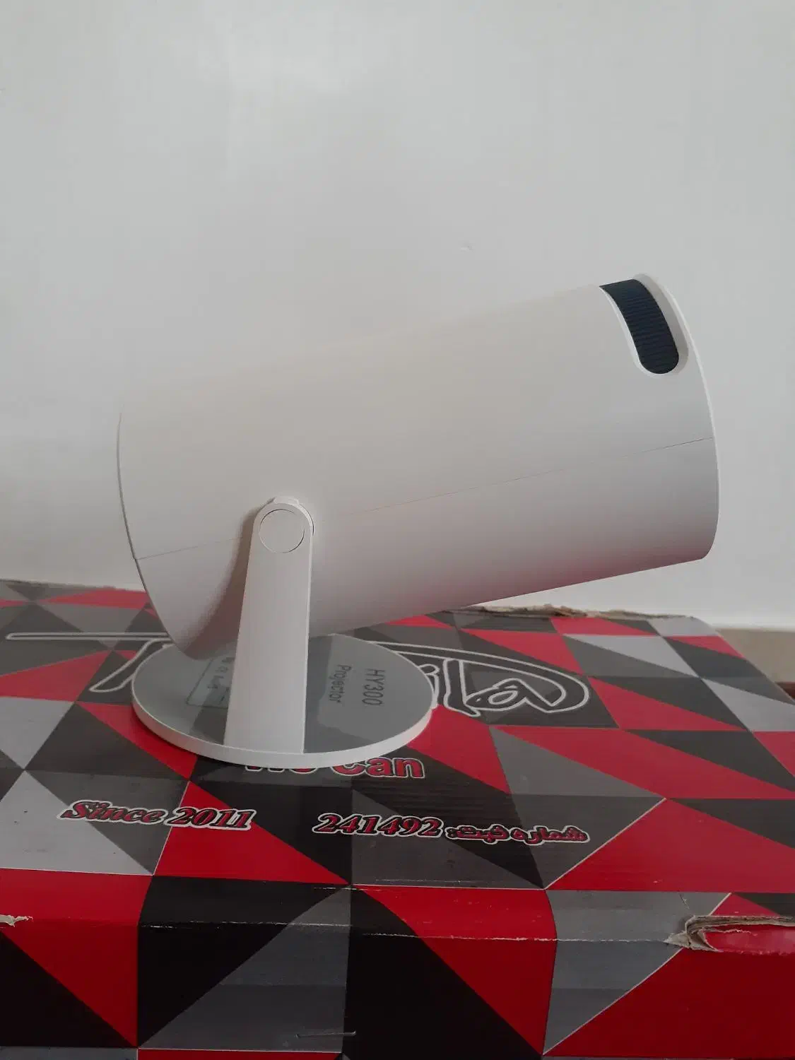 پروژکتور y300|تلویزیون و پروژکتور|اردبیل, |دیوار