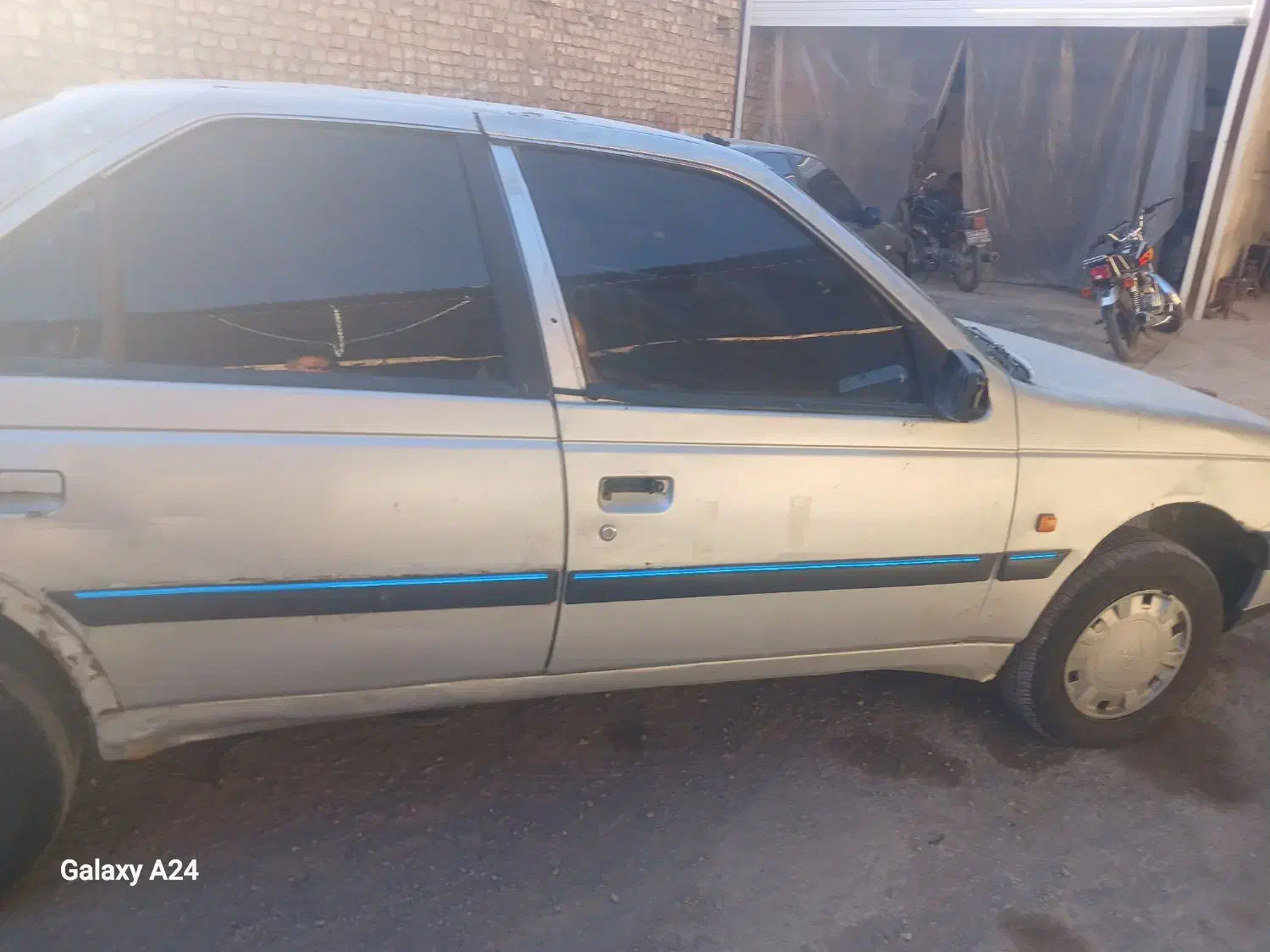 پژو ۴۰۵ مدل۸۸|خودرو سواری و وانت|کاشان, لتحر|دیوار