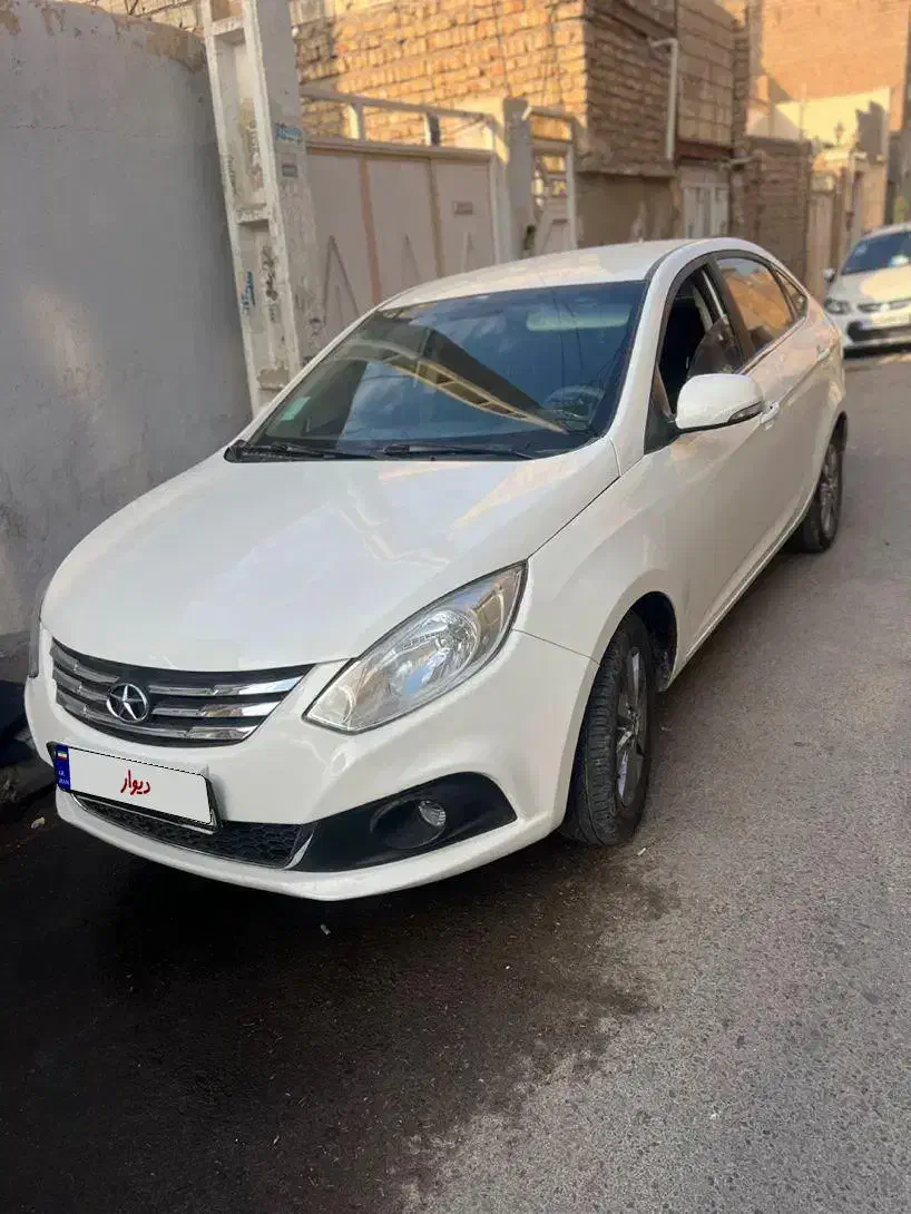 جک j4 ۱۴۰۳ سفید|خودرو سواری و وانت|قم, زنبیل آباد|دیوار