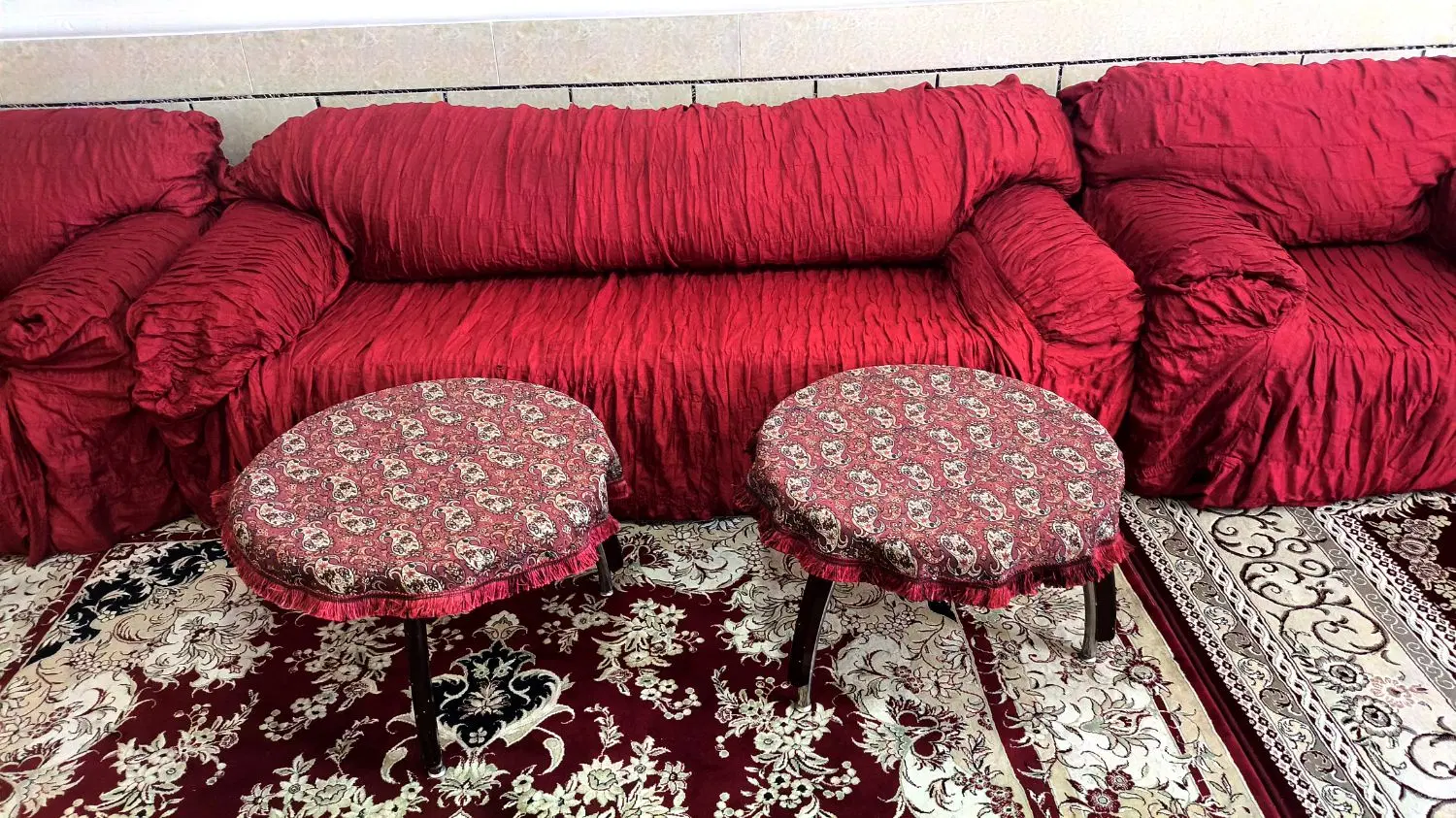 مبل|مبلمان خانگی و میز عسلی|فیروزآباد (فارس), |دیوار