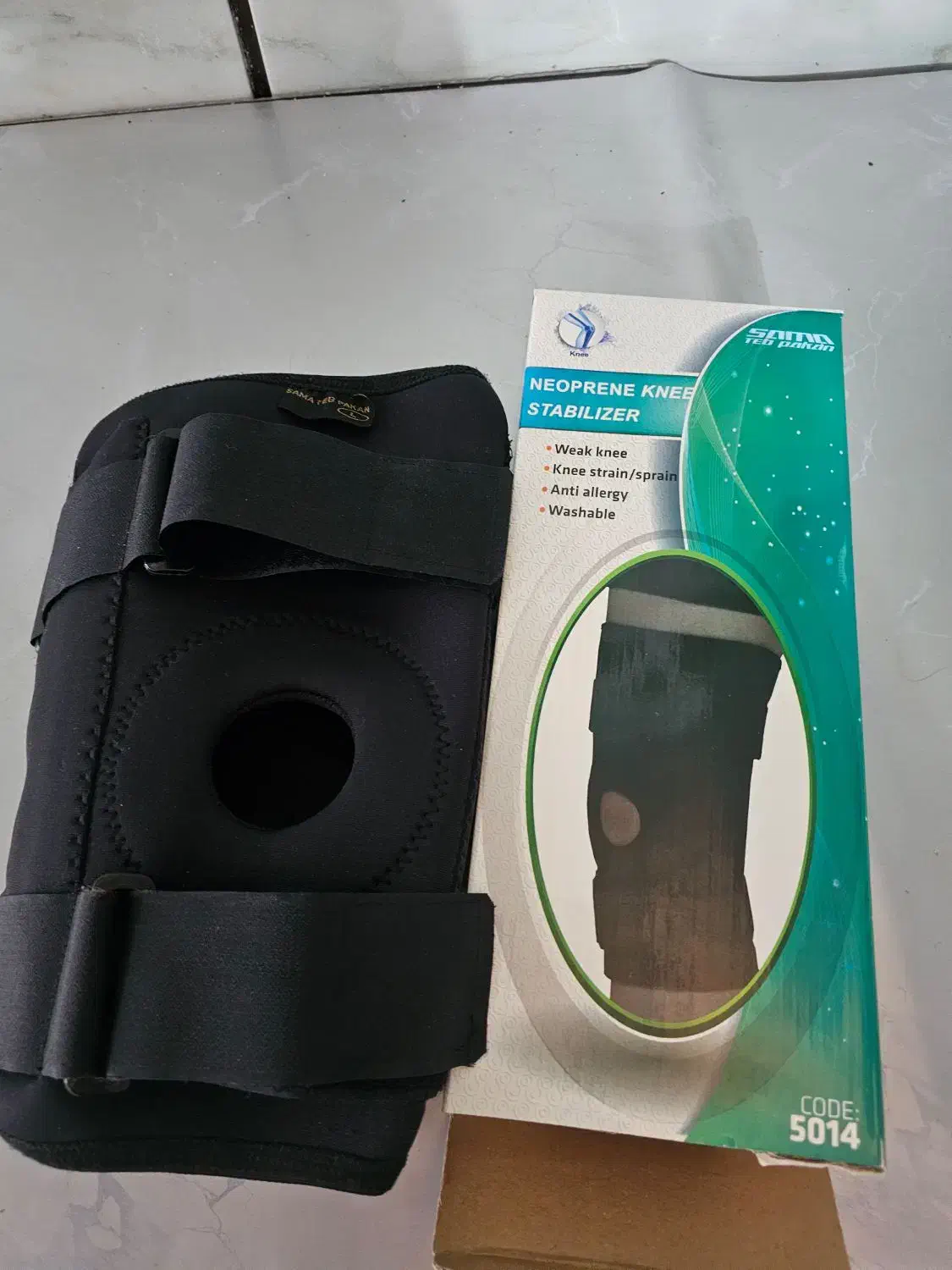 زانوبند طبی ۴فنره گرفتم دو دفه بیشتر نبستم|پزشکی|لنجان, |دیوار