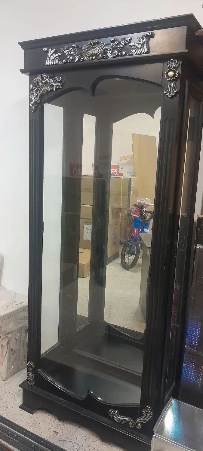 بوفه چوبی بزرگ سالمه سالم|بوفه، ویترین، کنسول|سهند, |دیوار