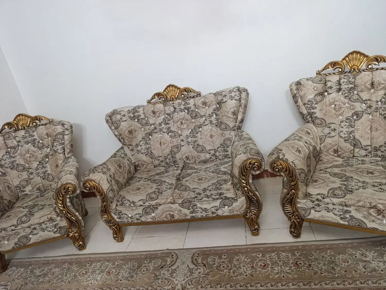 مبل هفت نفره|مبلمان خانگی و میز عسلی|خرمدشت, |دیوار