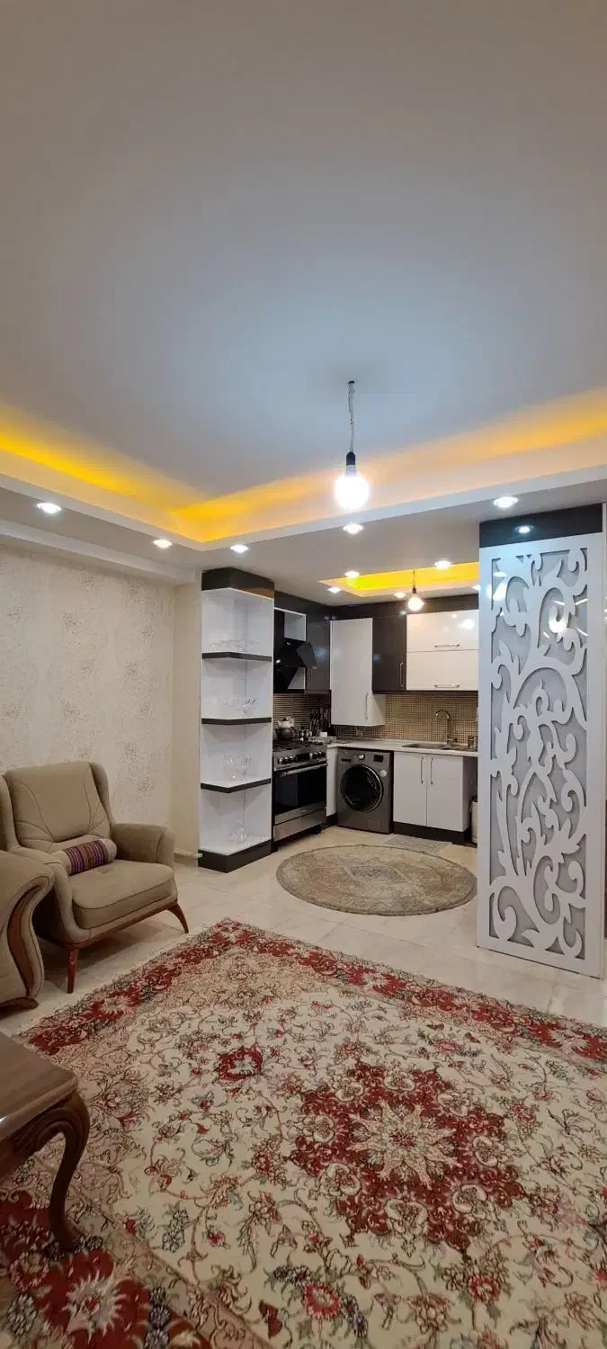 مشاوره 82متری نوساز 2خوابه /با ویو مشجر /جنب مترو|فروش آپارتمان|پرند, فاز ۲|دیوار