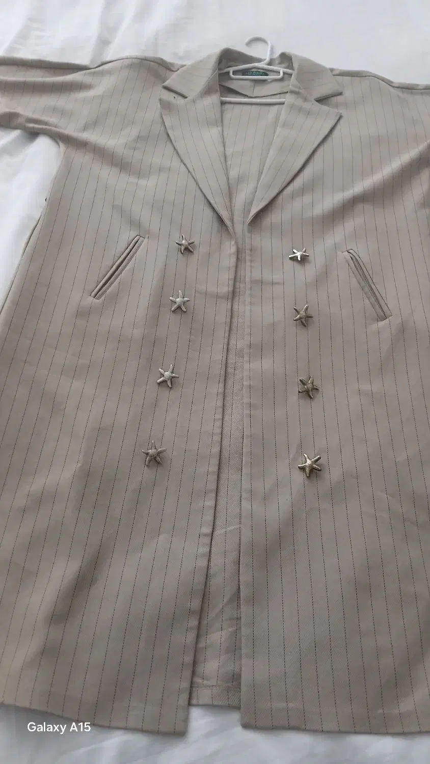 مانتو|لباس|سلماس, |دیوار