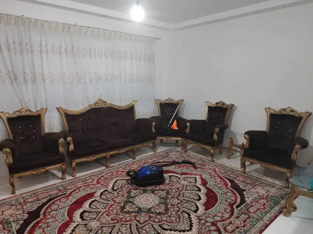 فروش مبل دست دوم فوری|مبلمان خانگی و میز عسلی|اردبیل, |دیوار