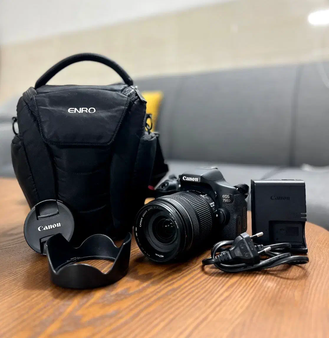 750d با لنز 18.135|دوربین عکاسی و فیلمبرداری|یزد, |دیوار