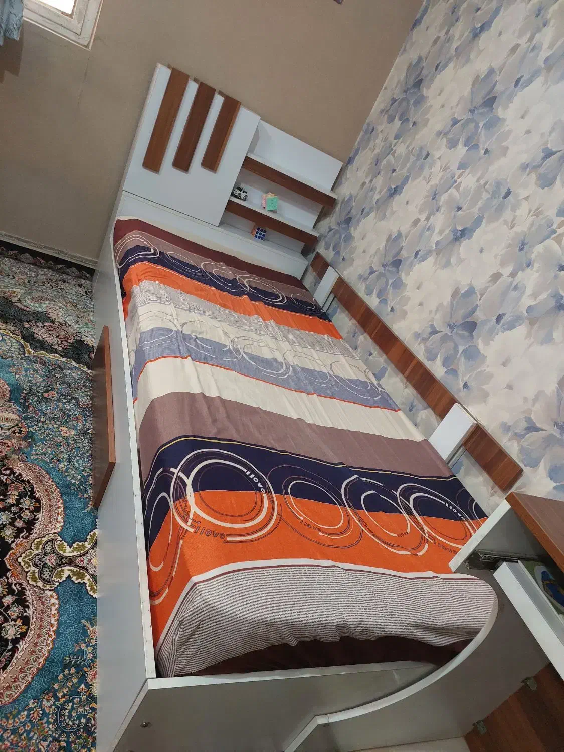 سرویس تخت خواب|تخت و سرویس خواب|اراک, |دیوار