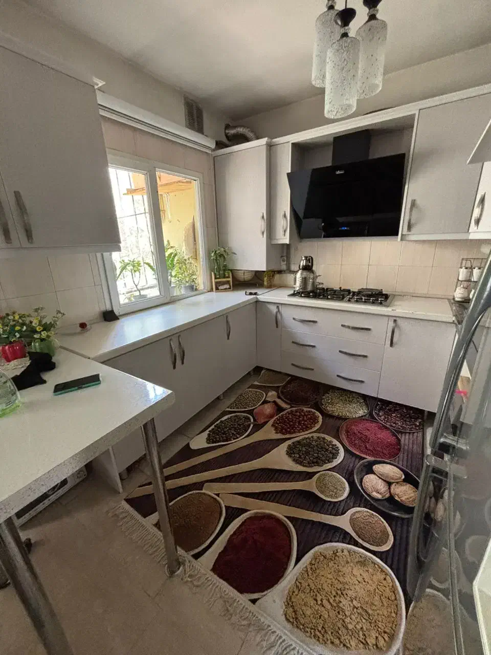 پاکان طبقه اول|فروش آپارتمان|هشتگرد, شهرک ریحانه|دیوار