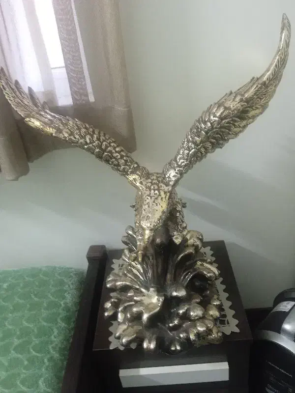 عقاب رزین|مجسمه، تندیس، ماکت|تهران, افسریه جنوبی|دیوار