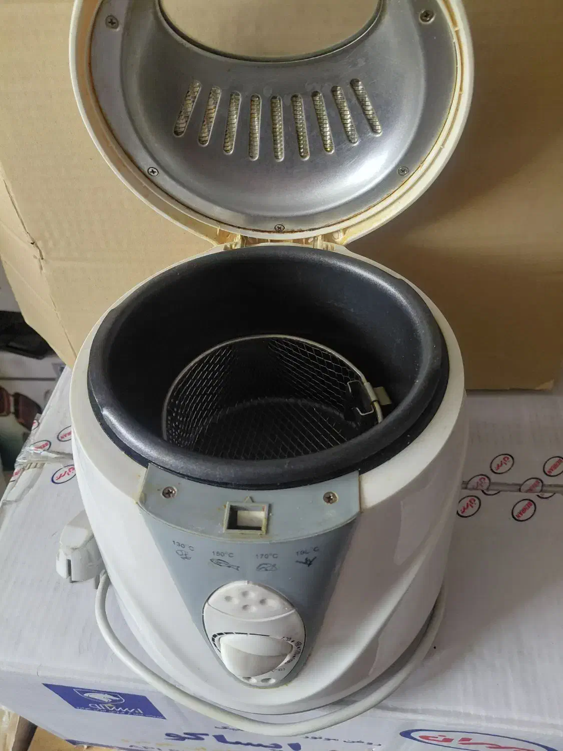 سرخ کن|سماور، چای‌ساز، قهوه‌ساز|یزد, |دیوار