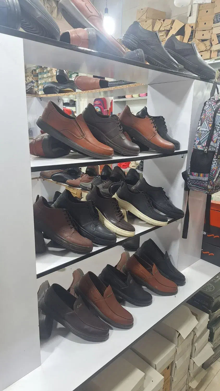 فروش کفش حراجی به صورت عمده و یکجا|کیف، کفش، کمربند|برخوار, |دیوار