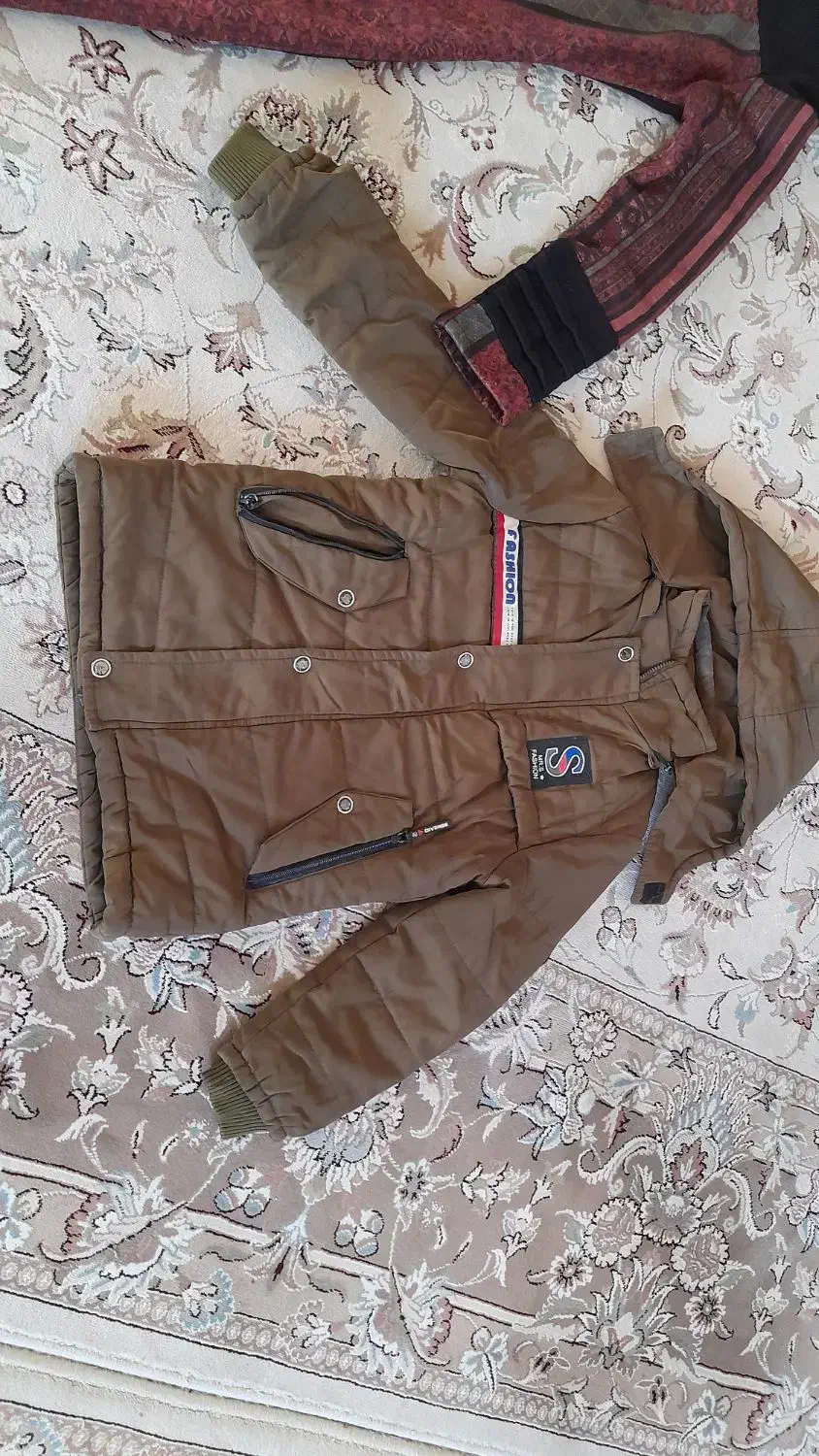 کاپشن بچه گانه وپالتو زنانه در حد نو نو|لباس|قوچان, |دیوار