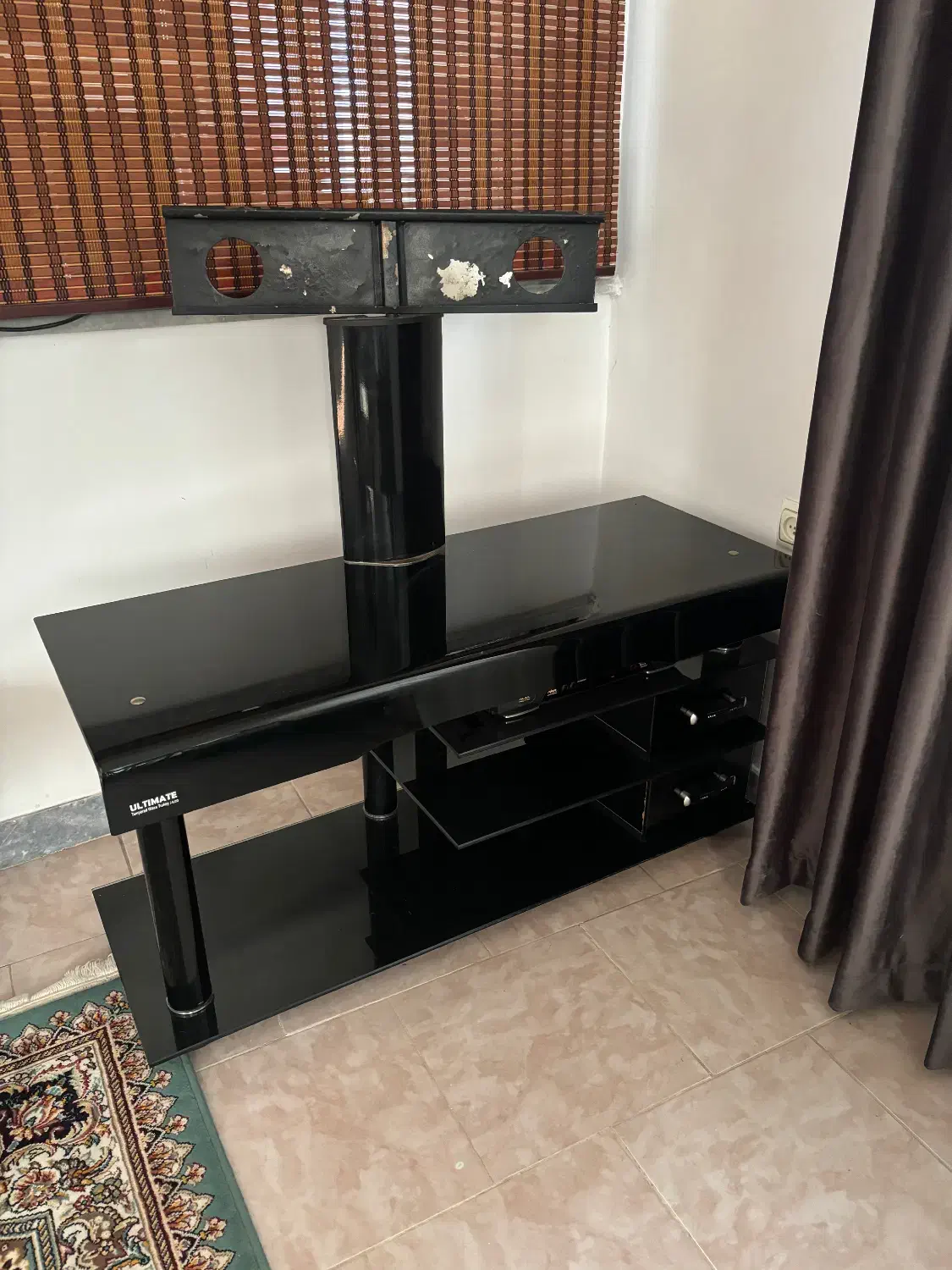 میز تی وی شیشه ای|میز تلویزیون|لاهیجان, کوی خزر|دیوار