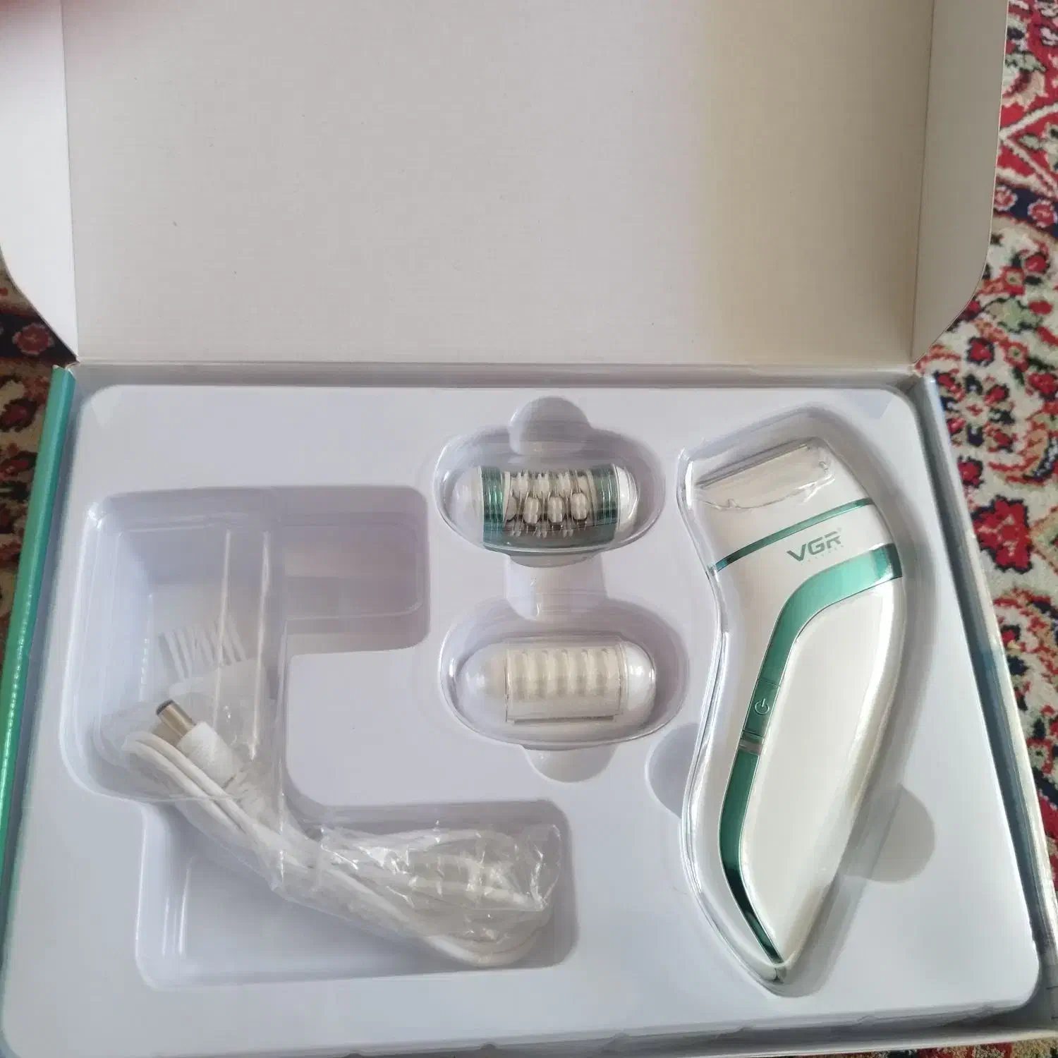 دستگاه اپیلیدی کاملا سالم ونو.|آرایشی، بهداشتی، درمانی|شیراز, رکن‌آباد|دیوار