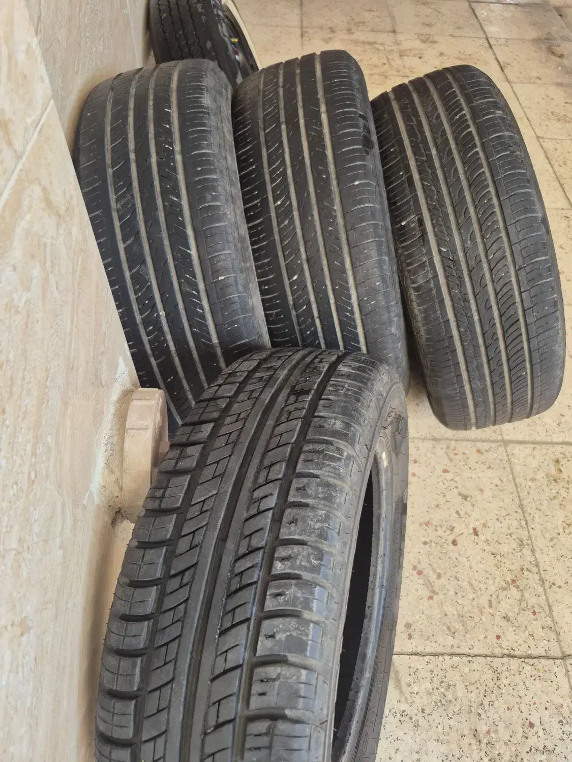 لاستیک خارجی دسته دوم ال ۹۰|قطعات یدکی و لوازم جانبی|کرمانشاه, |دیوار