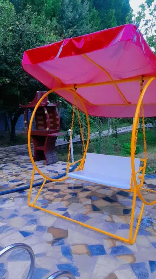 اجاره ویلا و سوئیت در باغ بهادران باغبادران|اجارهٔ کوتاه‌مدت ویلا و باغ|باغ بهادران, |دیوار