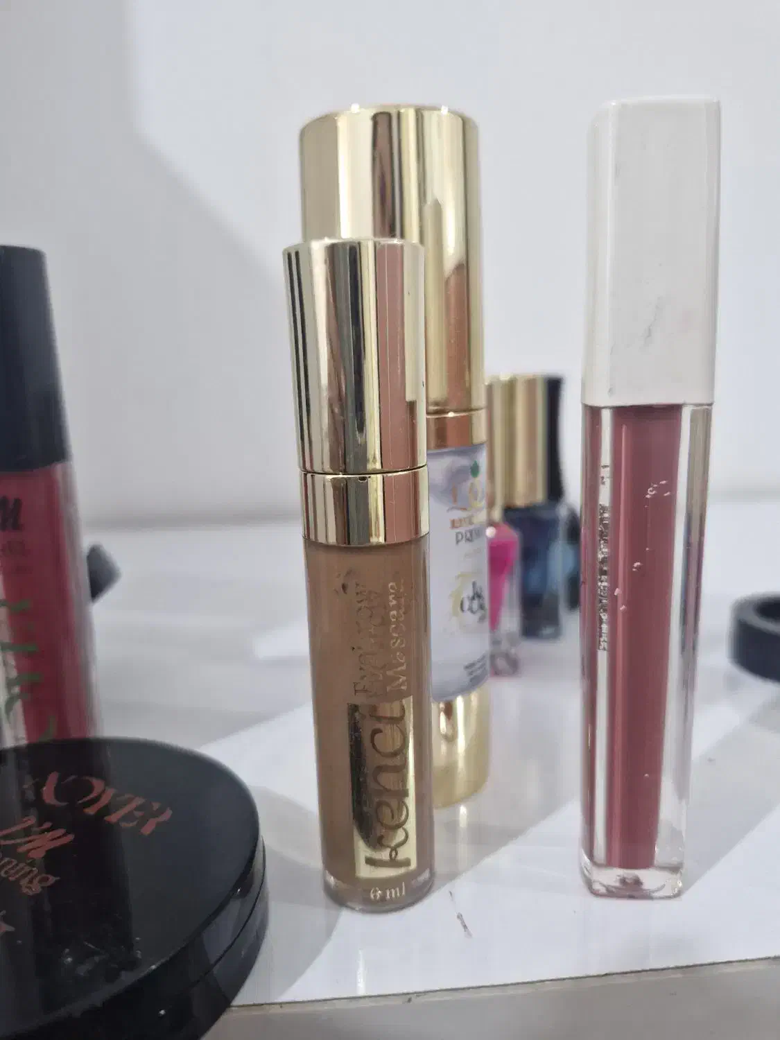 لوازم آرایشی|آرایشی، بهداشتی، درمانی|گنبد کاووس, |دیوار