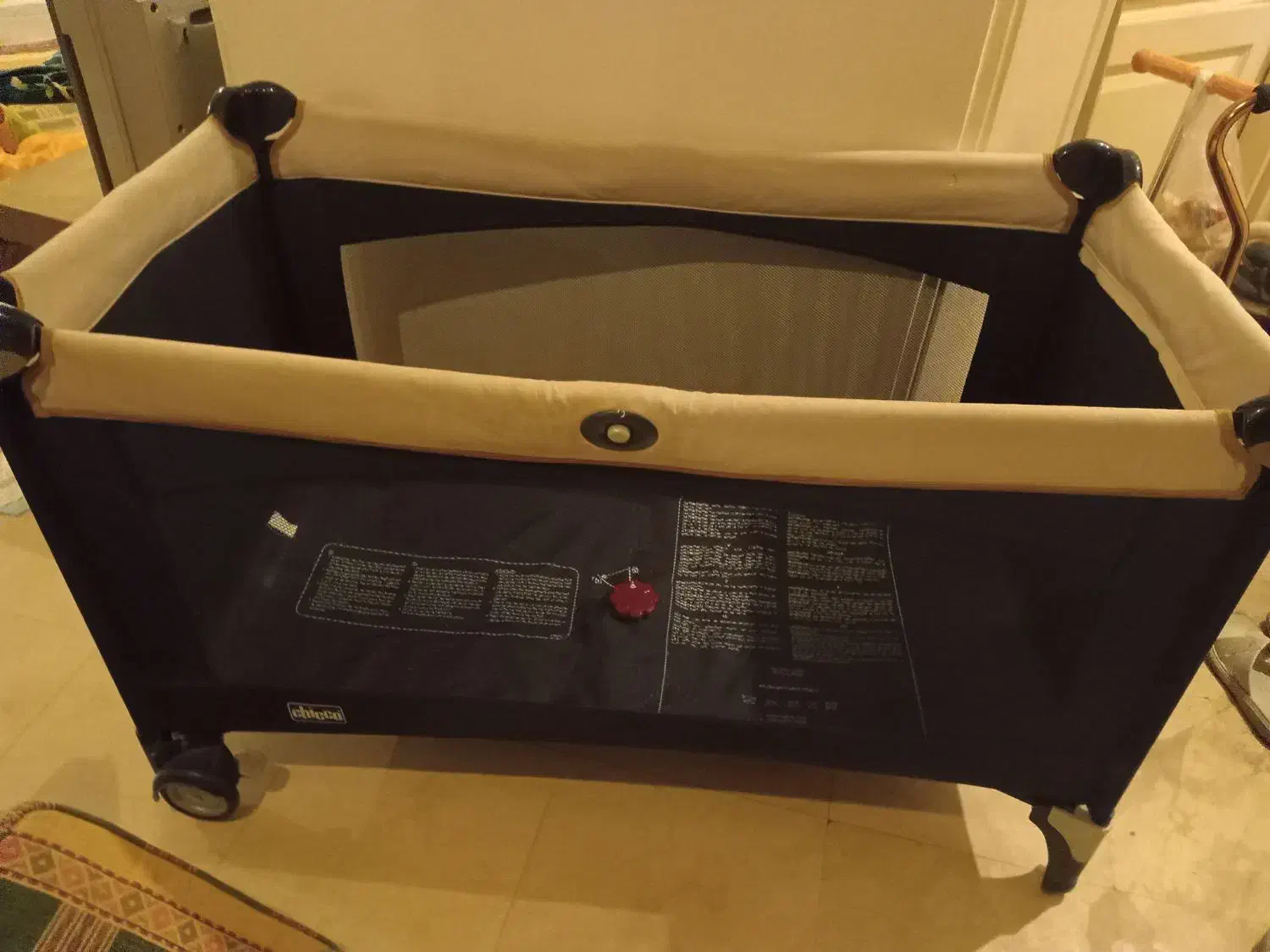 تخت نوزاد کنار مادر چیکو در حد نو|تخت و صندلی بچه|تهران, شهرک غرب|دیوار