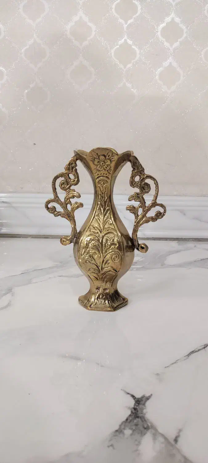 گلدون برنجی|کلکسیون اشیاء عتیقه|تهران, اتابک|دیوار