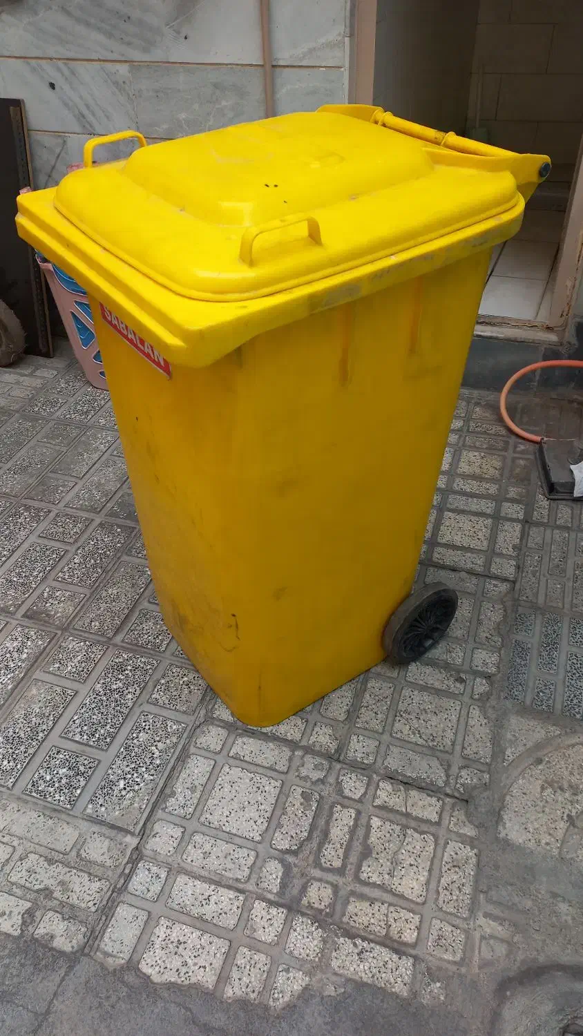 سطل ۱۲۰ لیتری چرخدار سبلان +چهارپایه پلاستیکی|لوازم نظافت|محمدشهر, محمدشهر|دیوار